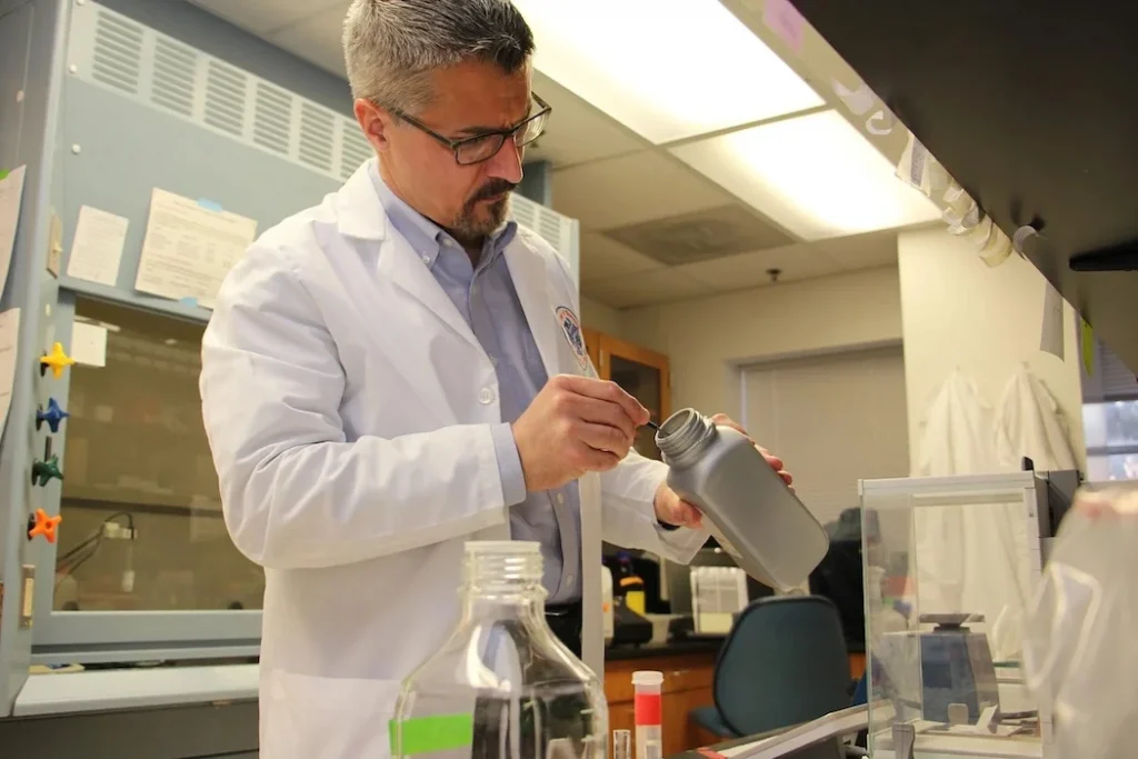 UF scientist working in a lab